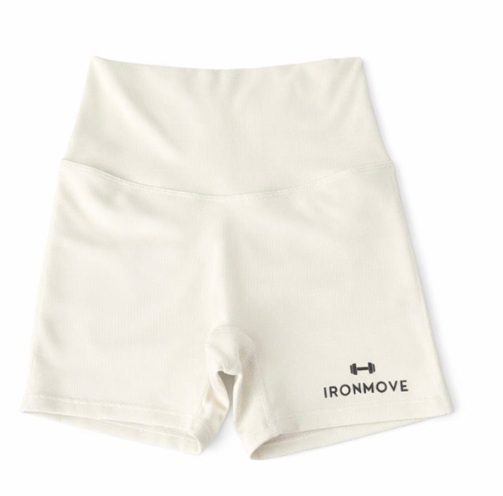 Cream Essential Seamless Set