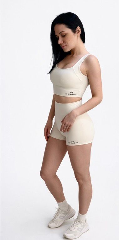 Cream Essential Seamless Set